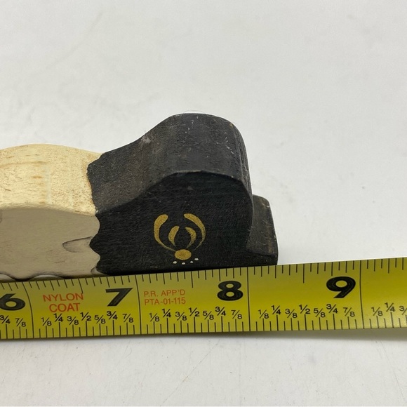 Vintage Christmas Shelf Plaque Santa Holding Dog Wooden Painted Rustic Farmhouse - Picture 9 of 10